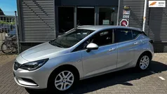 Grijs Gebruikt 2016 Opel Astra Innovation Hatchback | € 7.950 (Eerlijke prijs)