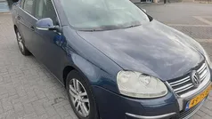 Grijs Gebruikt 2007 VW Jetta Comfortline Sedan | € 999 (Super prijs)