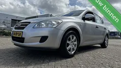 Gebruikt 2007 Kia Ceed Hatchback | € 3.750 (Eerlijke prijs)