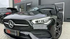 Zwart Gebruikt 2020 Mercedes CLA180 AMG Sedan | € 29.950 (Eerlijke prijs)