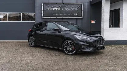 Occasion 2018 Ford Focus ST-Line X Hatchback | € 17.950 (Eerlijke prijs)
