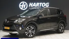 Bruin Gebruikt 2015 Toyota RAV4 Style SUV | € 18.750 (Eerlijke prijs)