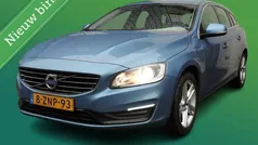 Blauw Gebruikt 2015 Volvo V60 Momentum Stationwagen | € 6.950 (Super prijs)