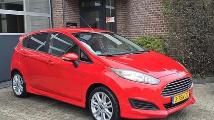 Occasion Ford Fiesta ST 101 PK (74 kW) 2014 Rood Hatchback