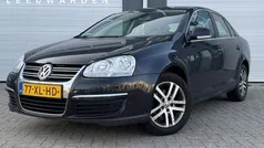 Zwart Gebruikt 2007 VW Jetta Comfortline Sedan | € 2.494 (Eerlijke prijs)