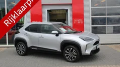 Grijs Gebruikt 2022 Toyota Yaris Cross X-plore SUV | € 27.900 (Eerlijke prijs)