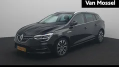 Zwart Gebruikt 2022 Renault Mégane GrandTour Techno Stationwagen | € 20.940 (Eerlijke prijs)