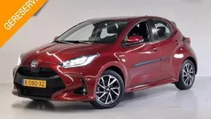 Rood Gebruikt 2021 Toyota Yaris Hatchback | € 21.499 (Eerlijke prijs)