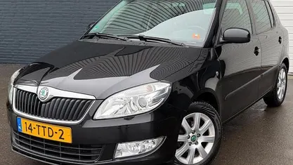 Zwart Occasion 2012 Skoda Fabia Ambition Hatchback | € 3.795 (Eerlijke prijs)