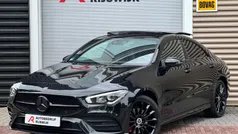 Zwart Gebruikt 2021 Mercedes CLA250e AMG Line Premium Plus Sedan | € 34.950 (Eerlijke prijs)