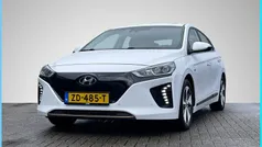 Wit Gebruikt 2019 Hyundai Ioniq Premium Sedan | € 14.494 (Eerlijke prijs)