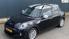 Gebruikt 2018 Mini Cooper S Hatchback | € 20.445 (Super prijs)