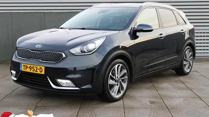 Blauw Gebruikt 2018 Kia Niro SUV | € 17.945 (Eerlijke prijs)