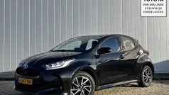 Gebruikt 2023 Toyota Yaris Hatchback | € 19.900 (Eerlijke prijs)