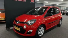 Rood Gebruikt 2013 Renault Twingo Hatchback | € 5.250 (Eerlijke prijs)