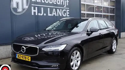 Zwart Gebruikt 2017 Volvo V90 Momentum Stationwagen | € 17.950 (Goede deal)