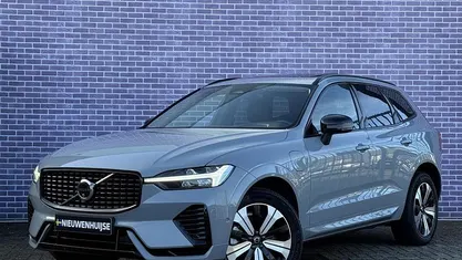 Grijs Occasion 2025 Volvo XC60 Plus SUV | € 56.899 (Eerlijke prijs)