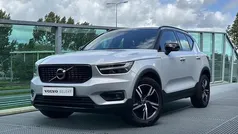 Gebruikt 2020 Volvo XC40 R-Design SUV | € 30.950 (Eerlijke prijs)
