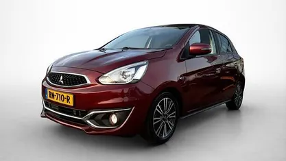 Rood Gebruikt 2017 Mitsubishi Space Star Instyle Hatchback | € 8.695 (Goede deal)