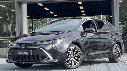 Zwart Gebruikt 2021 Toyota Corolla Executive Stationwagen | € 21.245 (Goede deal)