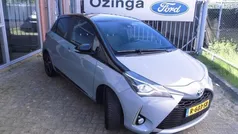 Grijs Gebruikt 2018 Toyota Yaris Hatchback | € 15.950 (Eerlijke prijs)