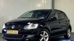 Zwart Gebruikt 2015 VW Polo Hatchback | € 6.445 (Eerlijke prijs)