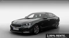 Saphirschwarz metallic (475) (zwart metallic) Nieuw 2025 BMW i5 M Sport Sedan | € 86.993 (Eerlijke prijs)