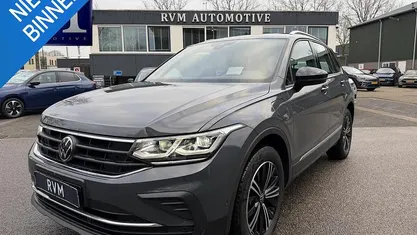 Occasion 2022 VW Tiguan Active SUV | € 31.899 (Eerlijke prijs)