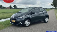 Gebruikt 2017 Toyota Aygo Hatchback | € 6.950 (Eerlijke prijs)