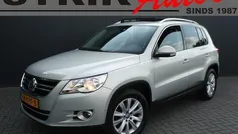 Grijs, metallic lak Gebruikt 2010 VW Tiguan Sport SUV | € 7.989 (Eerlijke prijs)