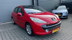 Rood Gebruikt 2007 Peugeot 207 Hatchback | € 2.495 (Eerlijke prijs)