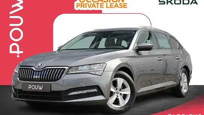 Grijs Gebruikt 2023 Skoda Superb Business Line Stationwagen | € 26.900 (Eerlijke prijs)
