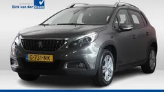 Grijs, metallic lak Gebruikt 2019 Peugeot 2008 Signature Sky SUV | € 11.850 (Eerlijke prijs)