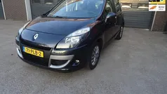 Gebruikt 2011 Renault Scénic III Expression MPV | € 5.995 (Eerlijke prijs)