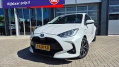 Wit Gebruikt 2020 Toyota Yaris Hybrid Edition Hatchback | € 20.450 (Eerlijke prijs)