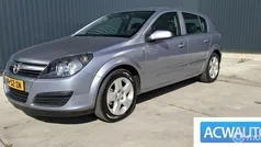 Grijs Gebruikt 2006 Opel Astra Edition Hatchback | € 999 (Goede deal)
