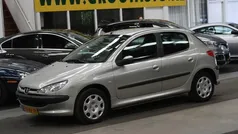 Gebruikt 2004 Peugeot 206 Hatchback | € 1.944 (Eerlijke prijs)