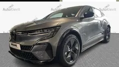 Gebruikt 2025 Renault Mégane Evolution Hatchback | € 32.950 (Eerlijke prijs)