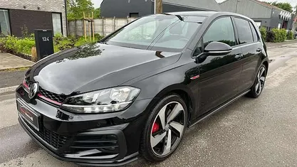 Zwart Occasion 2020 VW Golf Sedan | € 26.690 (Super prijs)