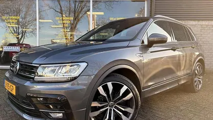 Gebruikt 2020 VW Tiguan Highline SUV | € 29.950 (Goede deal)