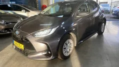 Grijs Gebruikt 2021 Toyota Yaris Hatchback | € 19.950 (Eerlijke prijs)