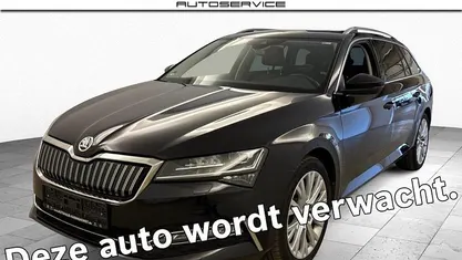 Zwart Occasion 2022 Skoda Superb SportLine Stationwagen | € 24.995 (Goede deal)