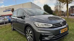 Grijs Gebruikt 2019 VW Touran Highline MPV | € 18.900 (Super prijs)