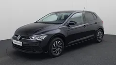 Zwart Gebruikt 2023 VW Polo Life Hatchback | € 19.740 (Goede deal)