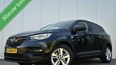 Zwart Gebruikt 2020 Opel Grandland X Edition SUV | € 15.940 (Eerlijke prijs)