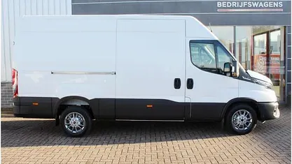 Occasion 2024 Iveco Daily Van | € 44.950 (Super prijs)