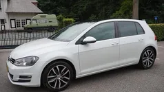 Gebruikt 2017 VW Golf VII Highline Hatchback | € 13.400 (Eerlijke prijs)