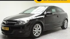 Zwart Gebruikt 2009 Opel Astra GTC Cosmo Hatchback | € 4.400 (Eerlijke prijs)