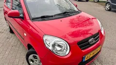 Rood Gebruikt 2010 Kia Picanto Hatchback | € 3.250 (Eerlijke prijs)