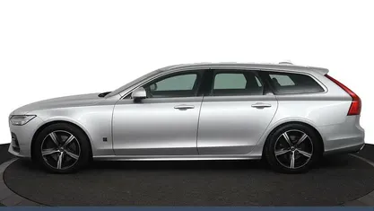 Gebruikt 2019 Volvo V90 R-Design Stationwagen | € 25.950 (Eerlijke prijs)